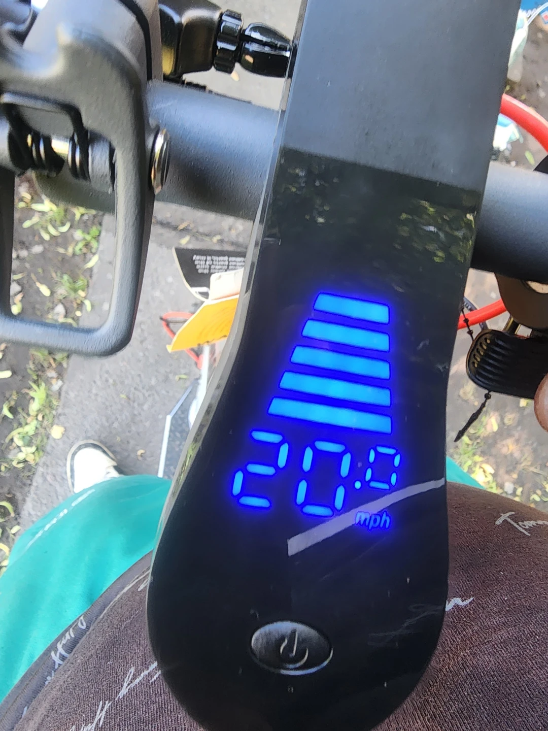 Swagtron Swagcycle Pro Electric Scooter - photo 2