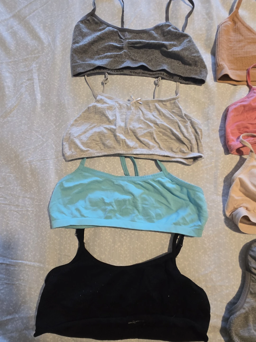 EUC/NEW GIRLS PRETEEN BRALETTE MIXED LOT (LARGE - XL) - photo 3