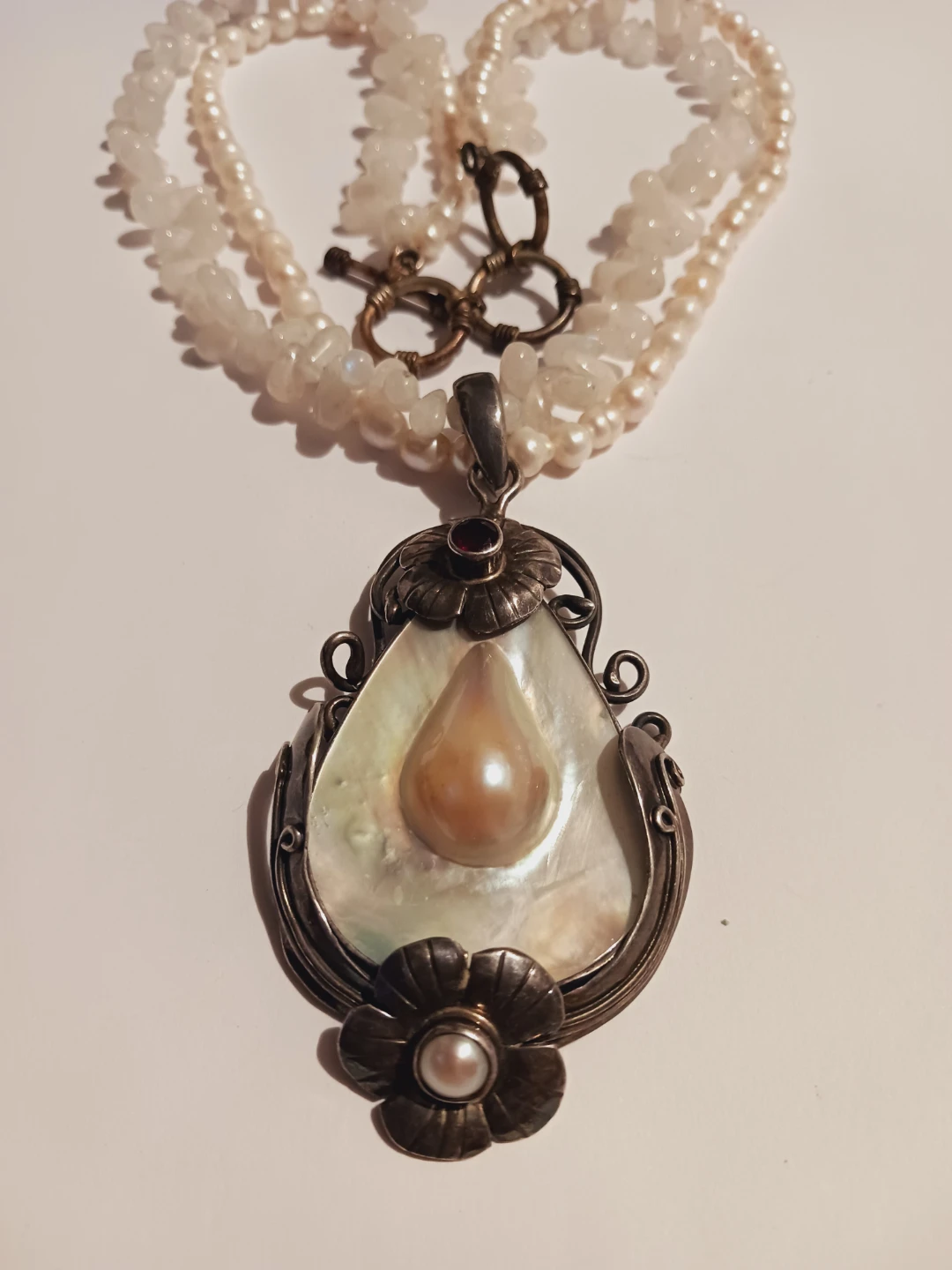 Stunning Sterling Silver 925 Pearl :& Garnet Pendant Necklace - photo 2