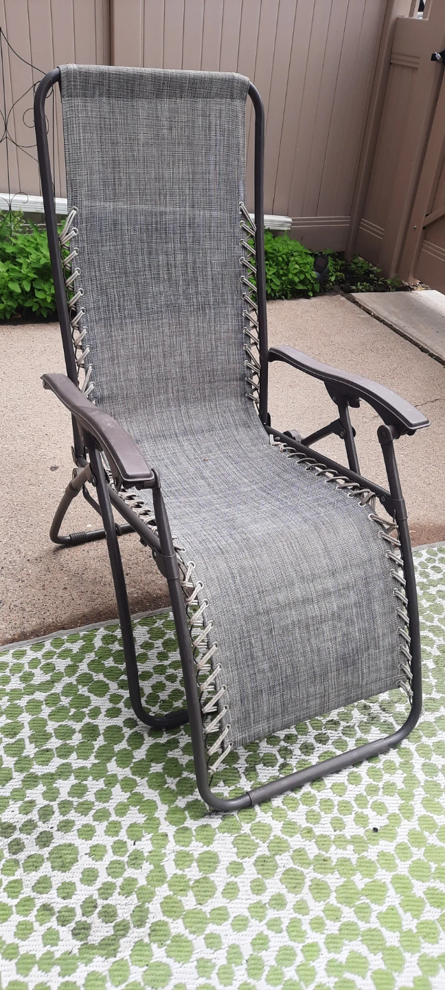 Red and grey Zero Gravity Chairs - photo 3