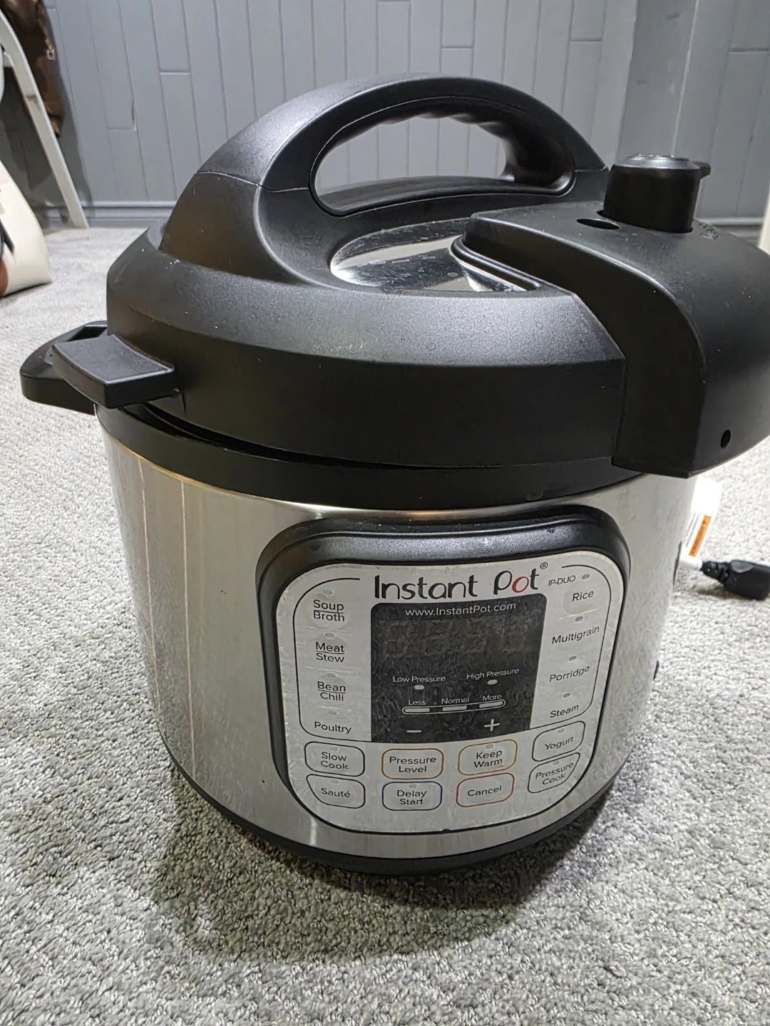 Instant Pot Duo 60 V3 Electric Pressure Cooker - photo 2
