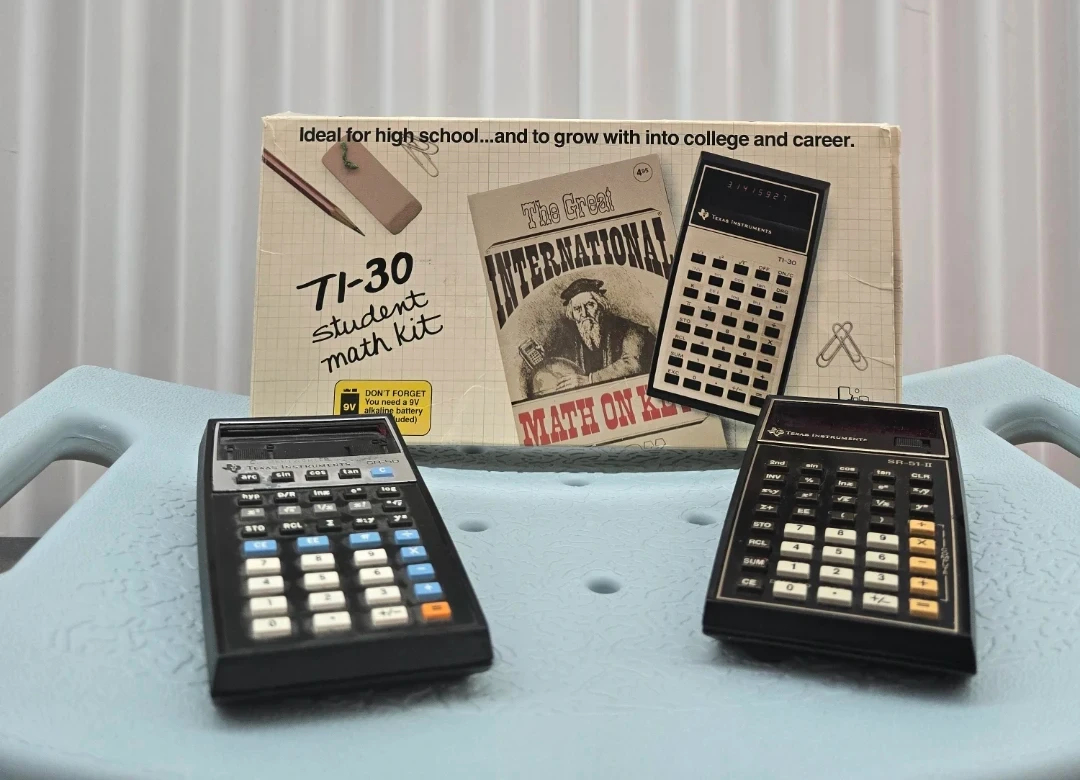 Texas Instruments TI-30 Student Math Kit Calculators - photo 3