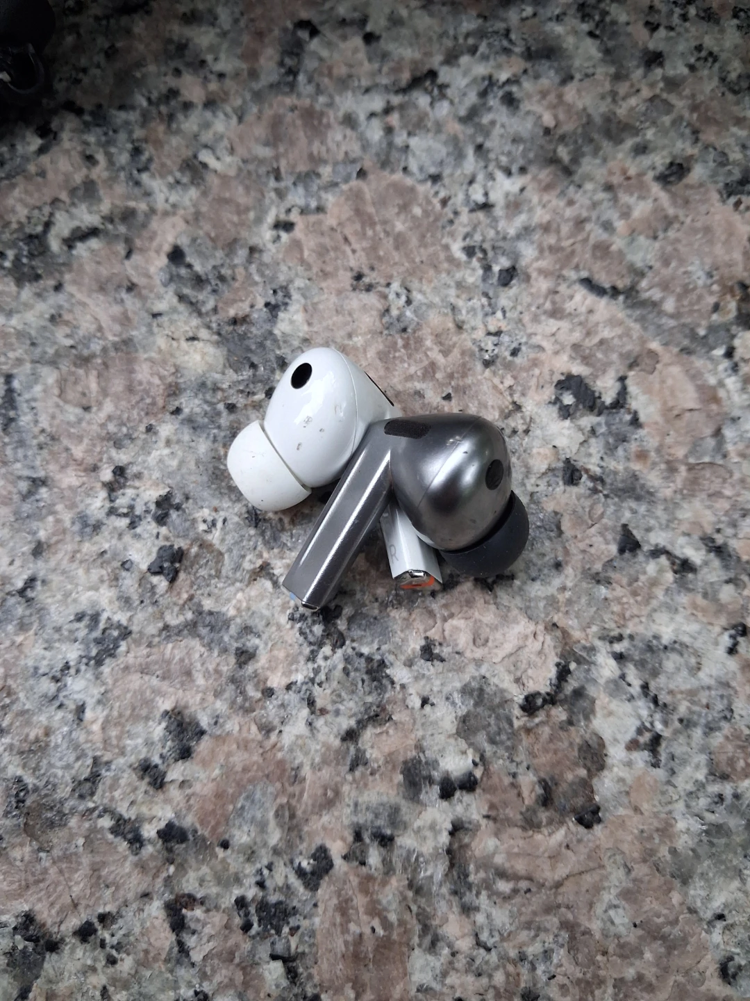 SAMSUNG Galaxy Buds 3 Pro (right)&(left) - photo 4