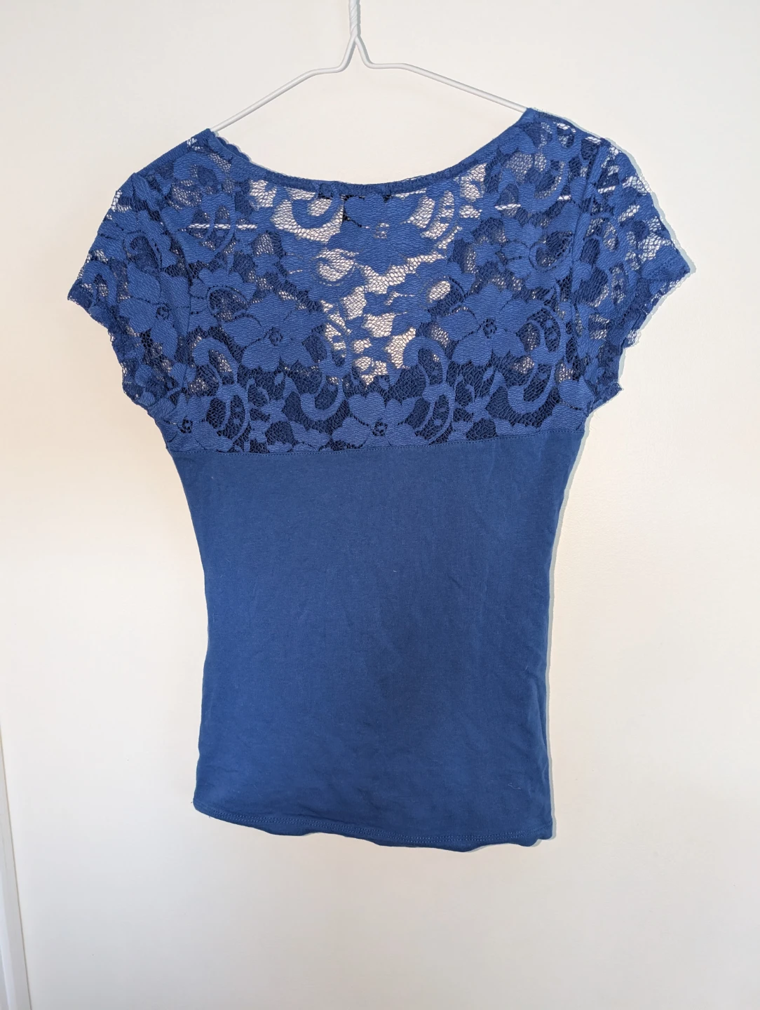U.B.F. Lace & Jersey Top - Blue - Size Medium - photo 2