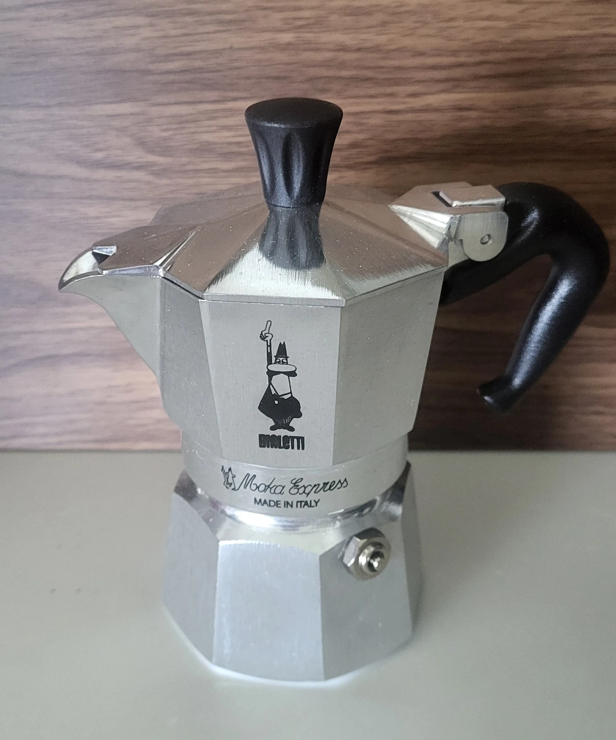 Bialetti Moka Express 1-Cup Stovetop Espresso Maker - Silver - photo 2