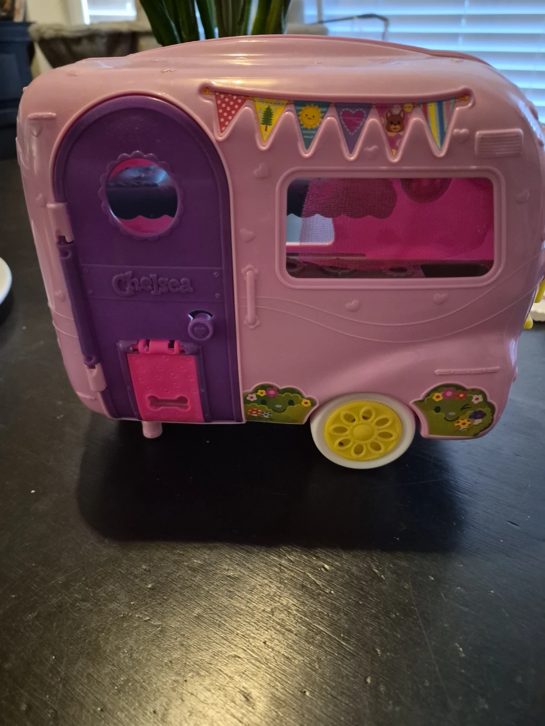 Chelsea Camper Toy