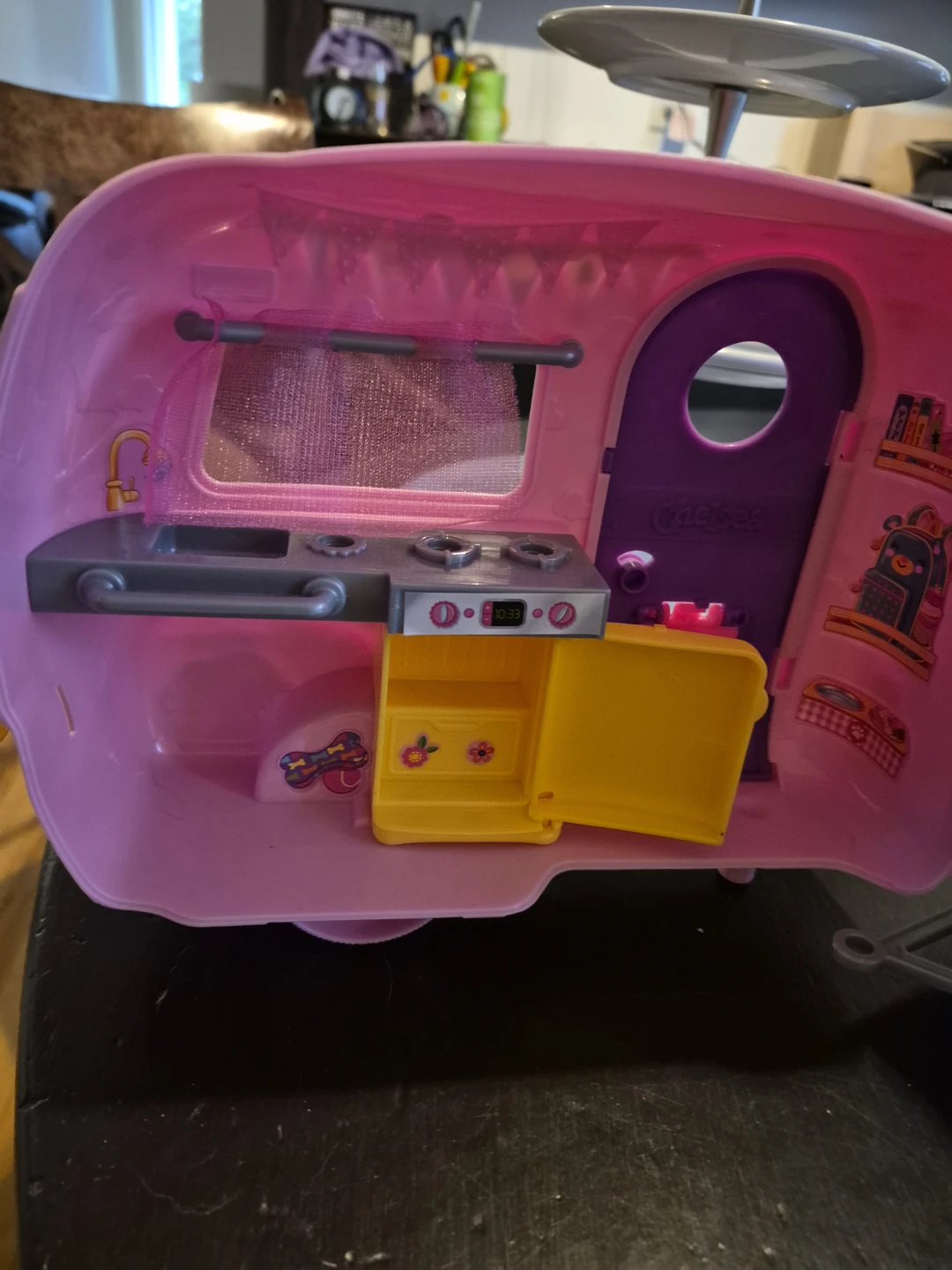 Chelsea Camper Toy - photo 2