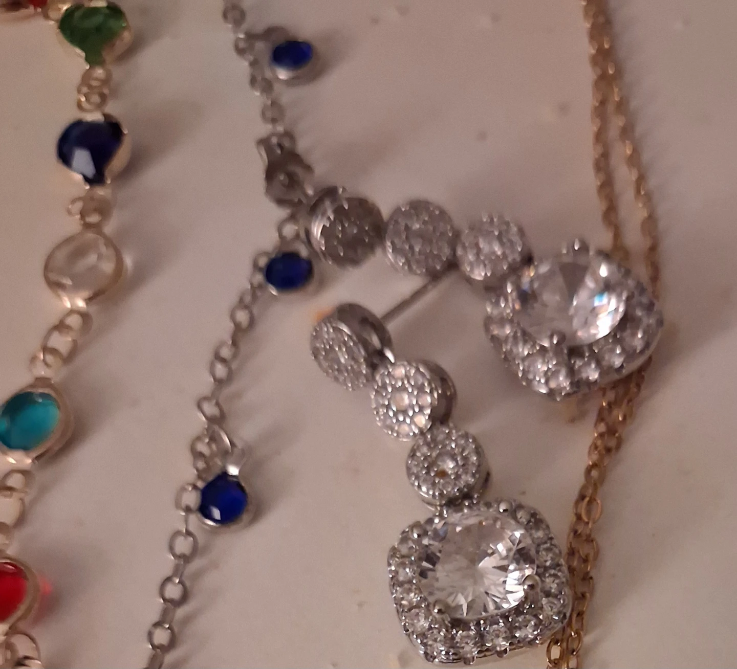 Teardrop Pendant Necklace with Green Stone - photo 2