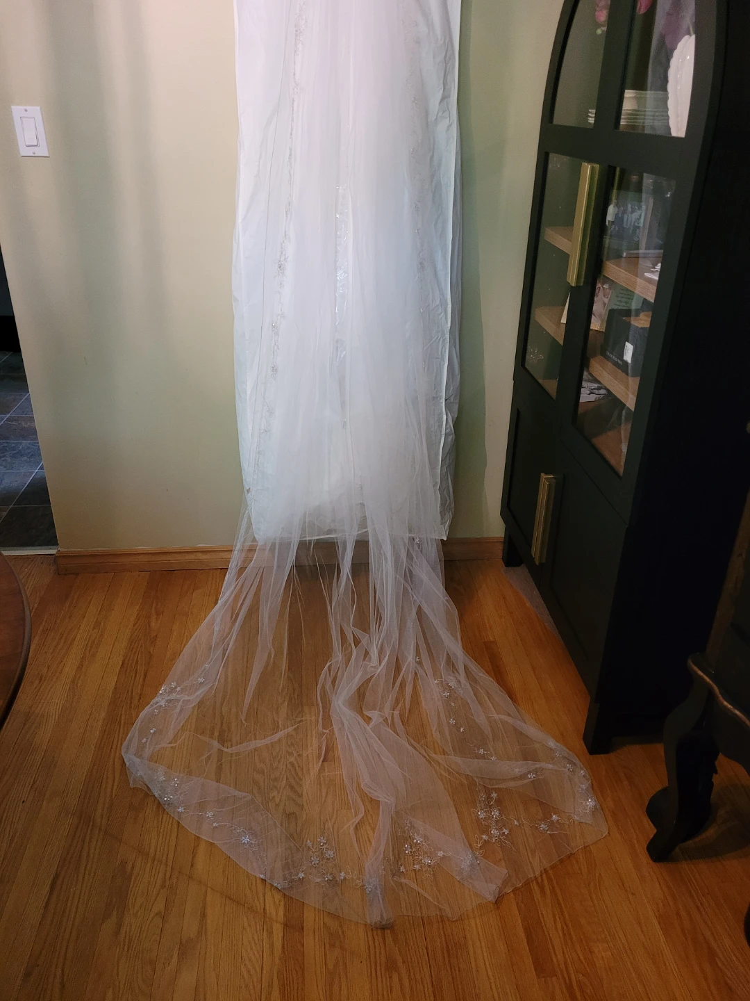 Wedding Veil with Beaded Embroidery