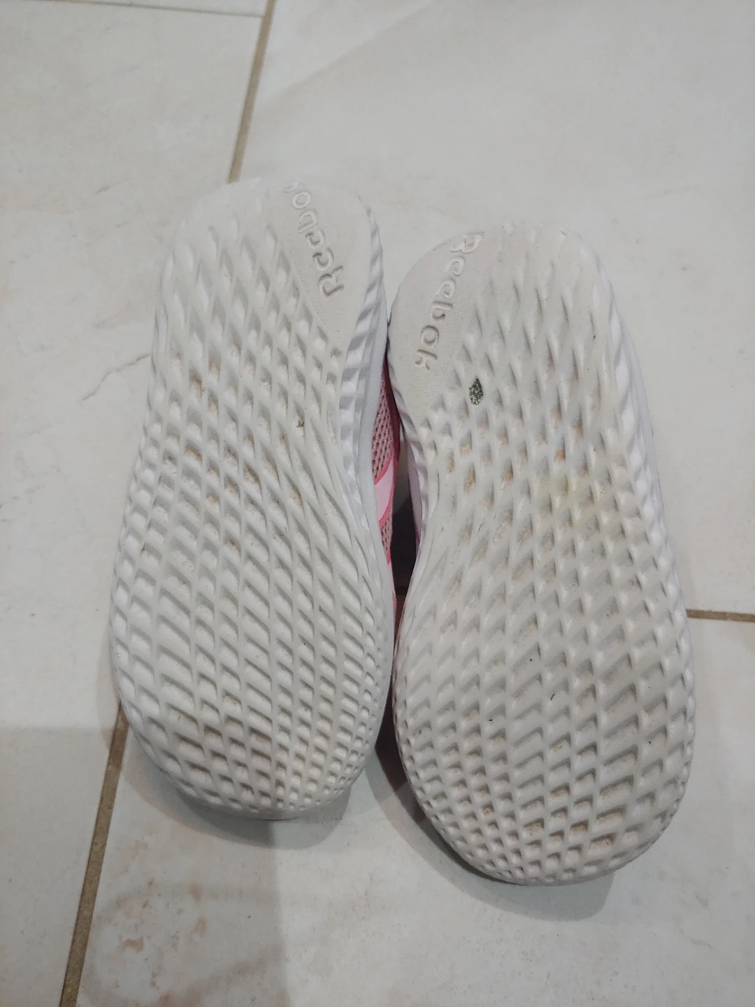 Reebok Pink Running Shoes- 7 toddler ⚽ - photo 5