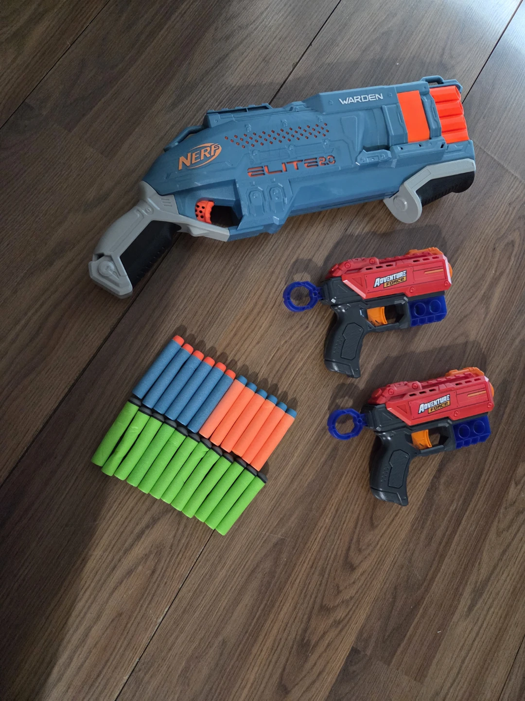 3 toy gun for kids.Nerf Warden Elite blaster toy