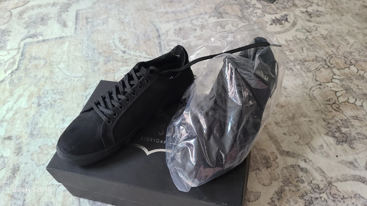 Thursday Boot Co. Women's Premier Low Top Sneakers Black