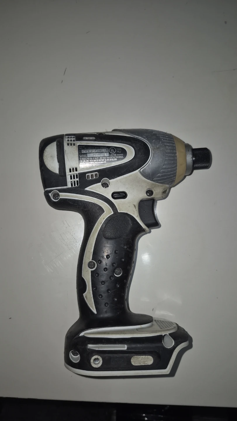 Makita BTD142 18V Impact Driver