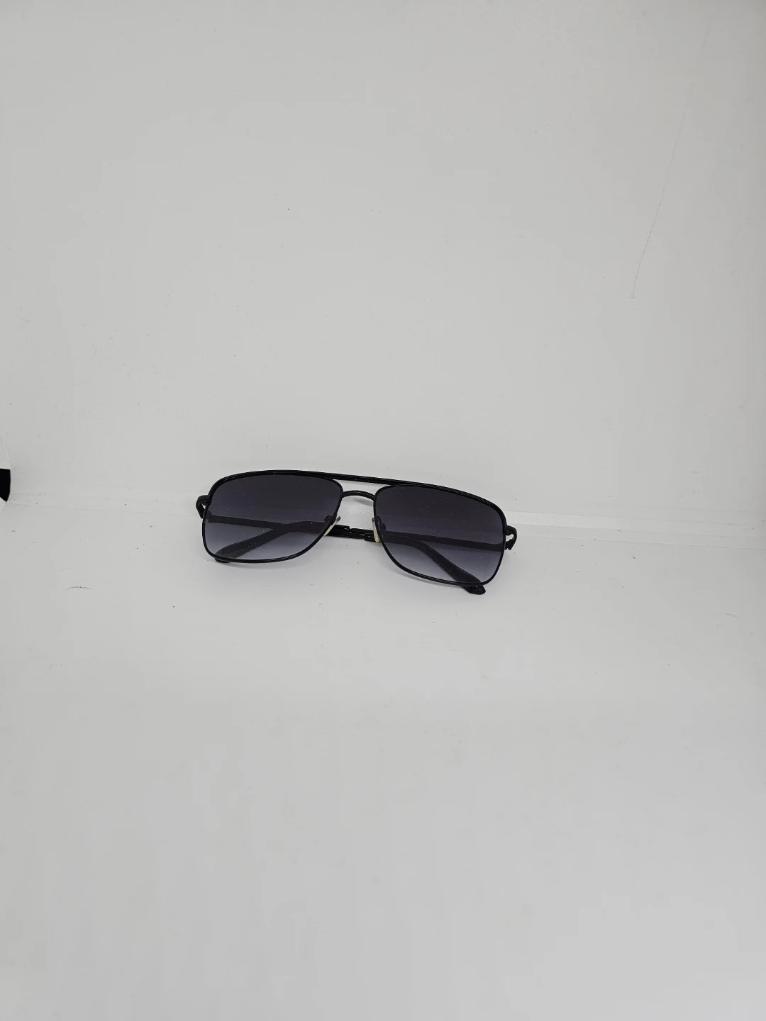 Black aviator sunglasses - photo 3