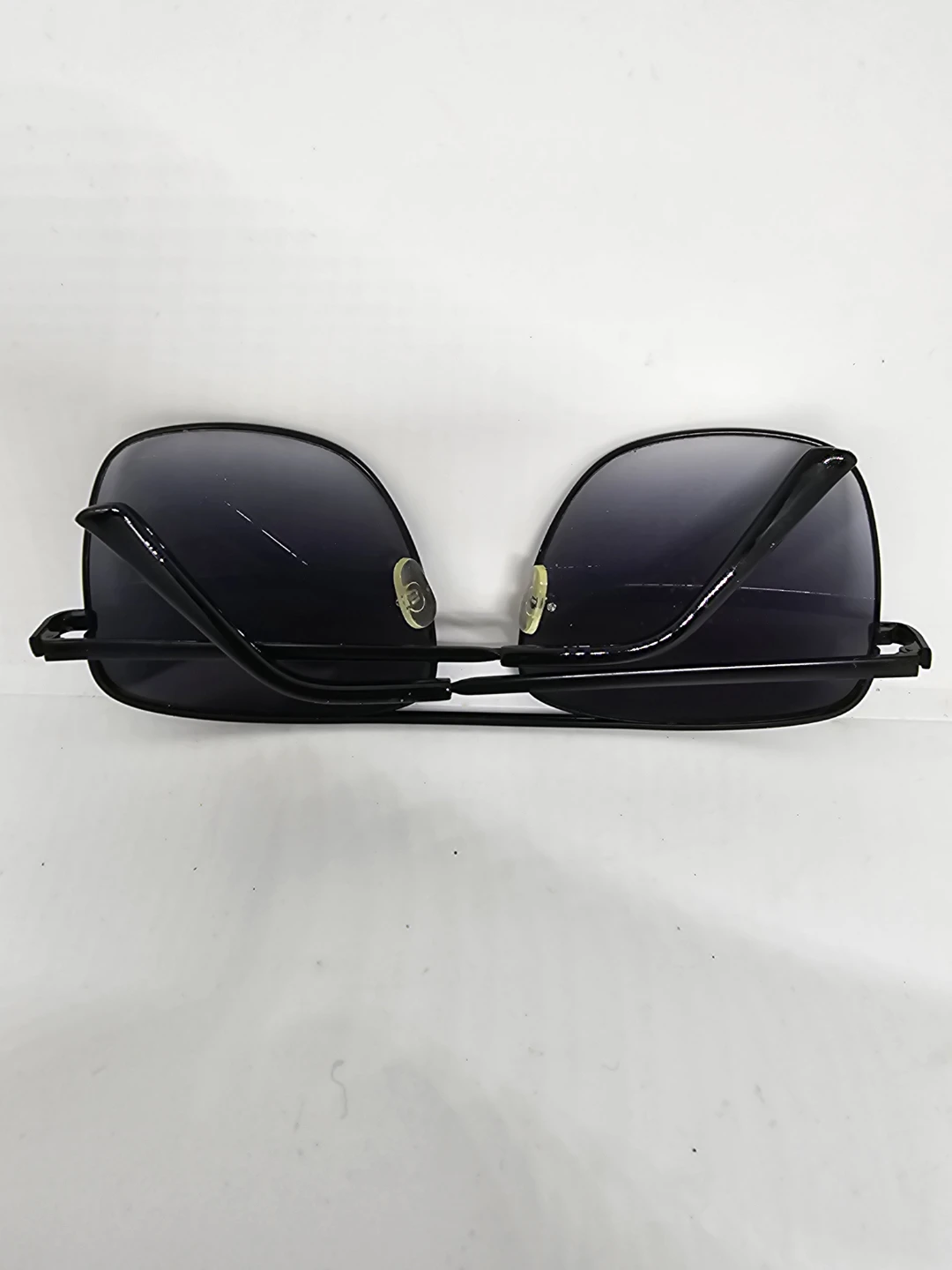 Black aviator sunglasses - photo 4