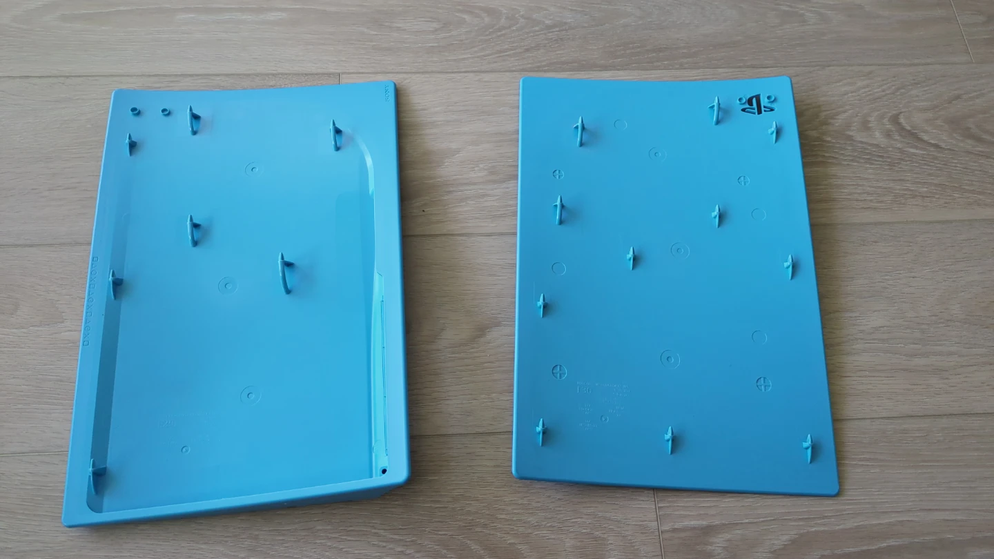 PlayStation 5 Starlight Blue Console Covers