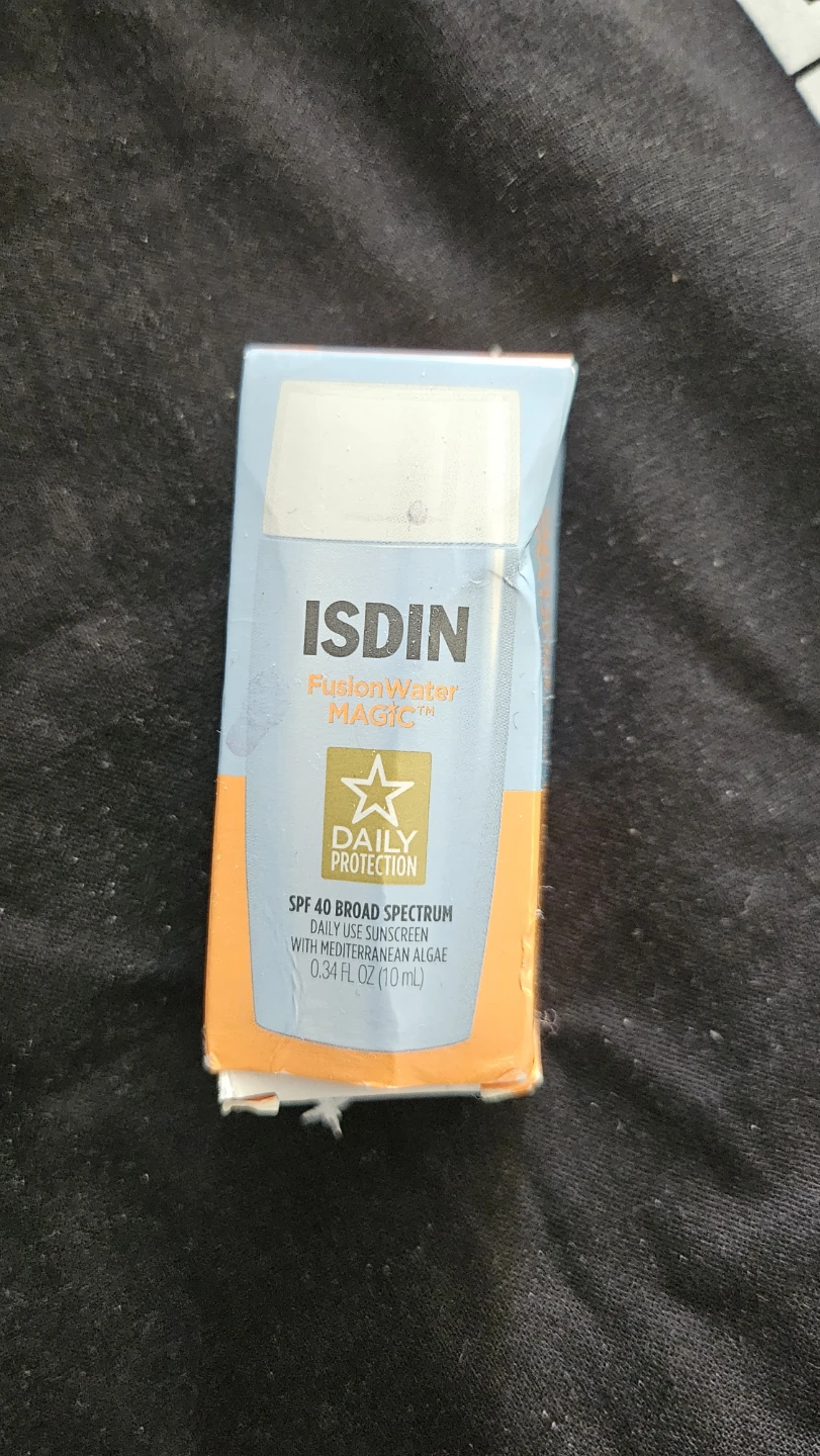 ISDIN Fusion Water MAGIC SPF 40 Sunscreen 10ml