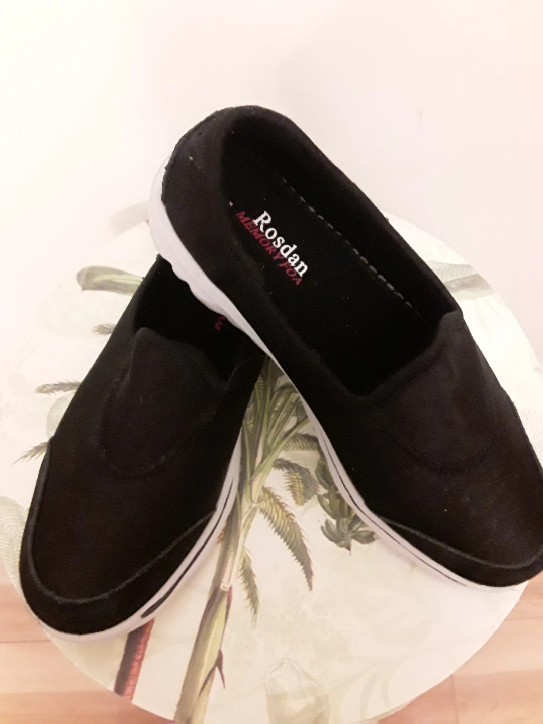 Rosdan Black Memory Foam Slip-On Shoes - Size 37