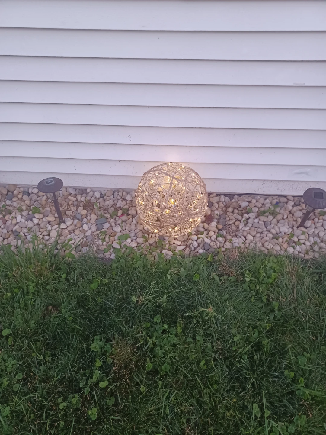 Decorative Rattan Orb Light