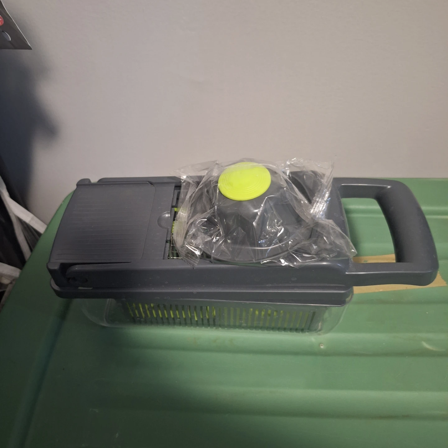 Multi-functional Vegetable Slicer and Dicer