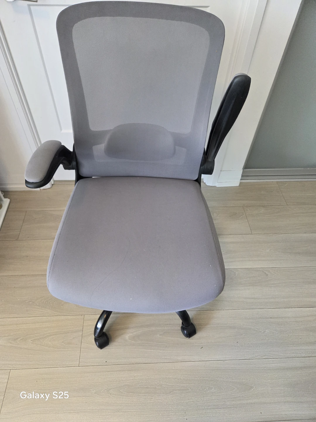 Grey Mesh Office Chair