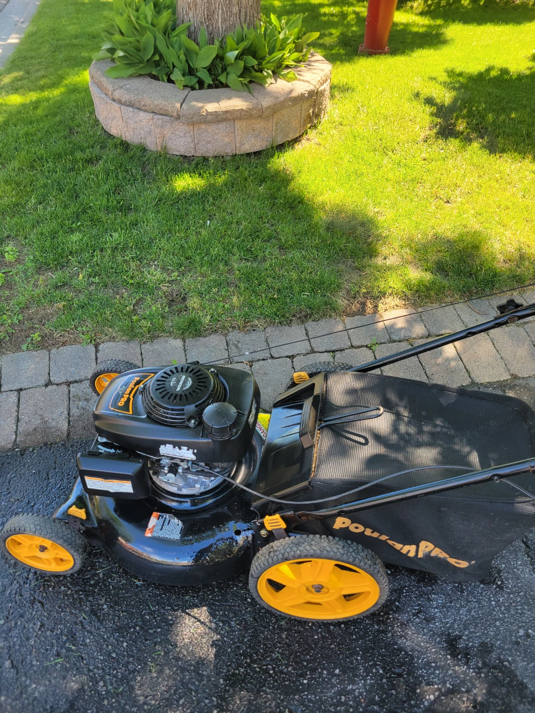 GCV160 HONDA Poulan Pro LawnMower Runs perfect
