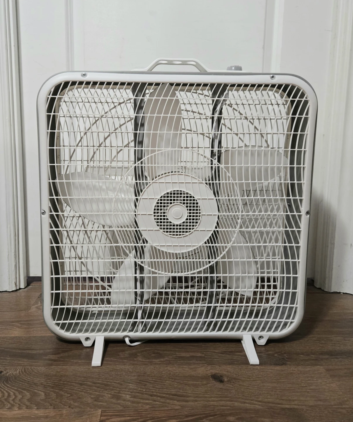 Comfort Zone Box Fan - photo 4