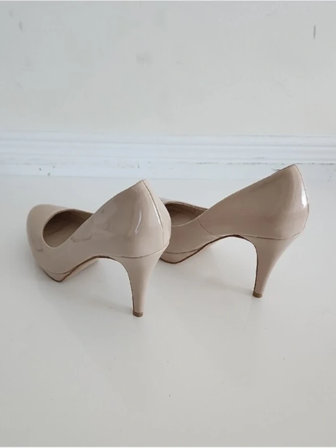 ALDO Beige Patent Leather Heels - photo 5