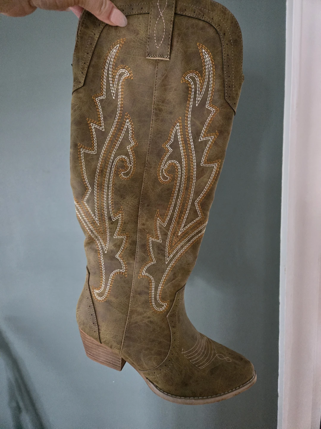 Women's Cowboy Boots - Tan - Size US 8