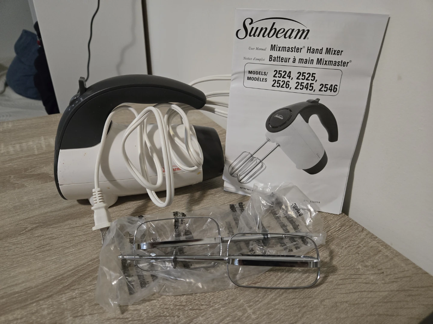 Sunbeam Mixmaster 6-Speed Hand Mixer ⚽ - photo 2