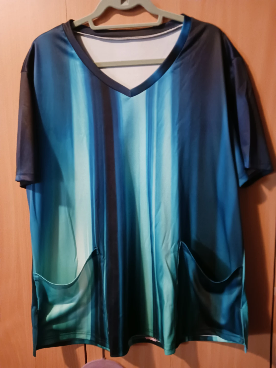 Women's V-Neck Scrub shirt 2xl