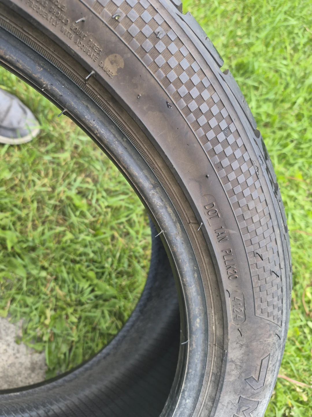 90% new all season tires - photo 3