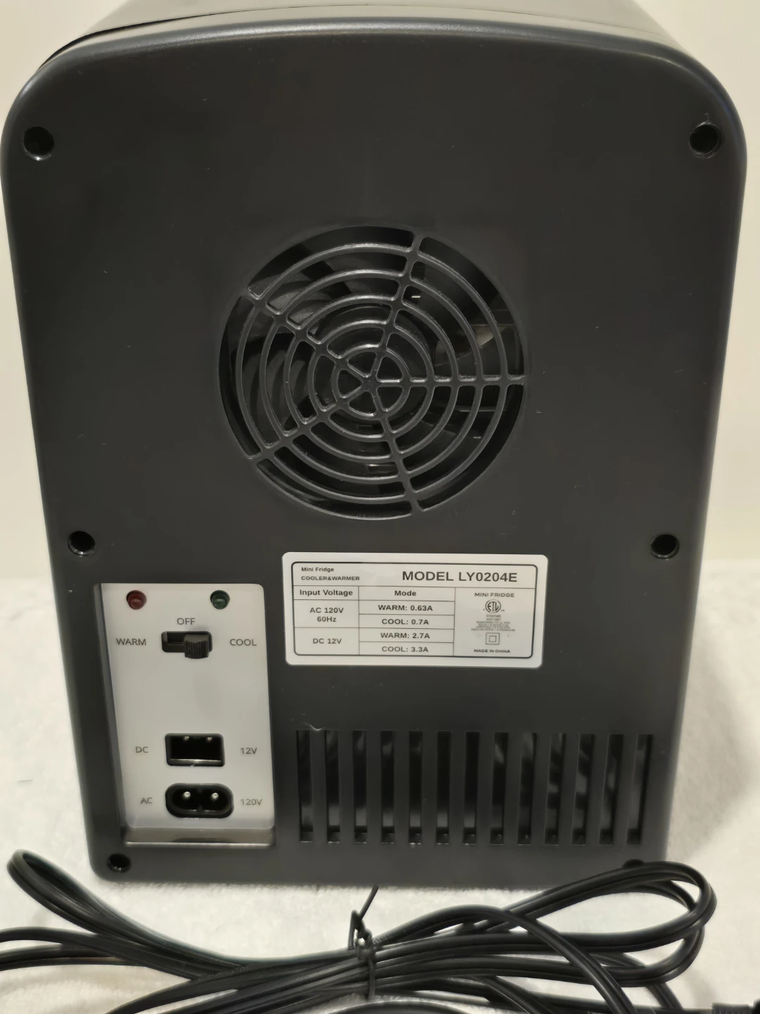 BRAND NEW 2-in-1 Mini Fridge Cooler & Warmer (4L) - photo 3