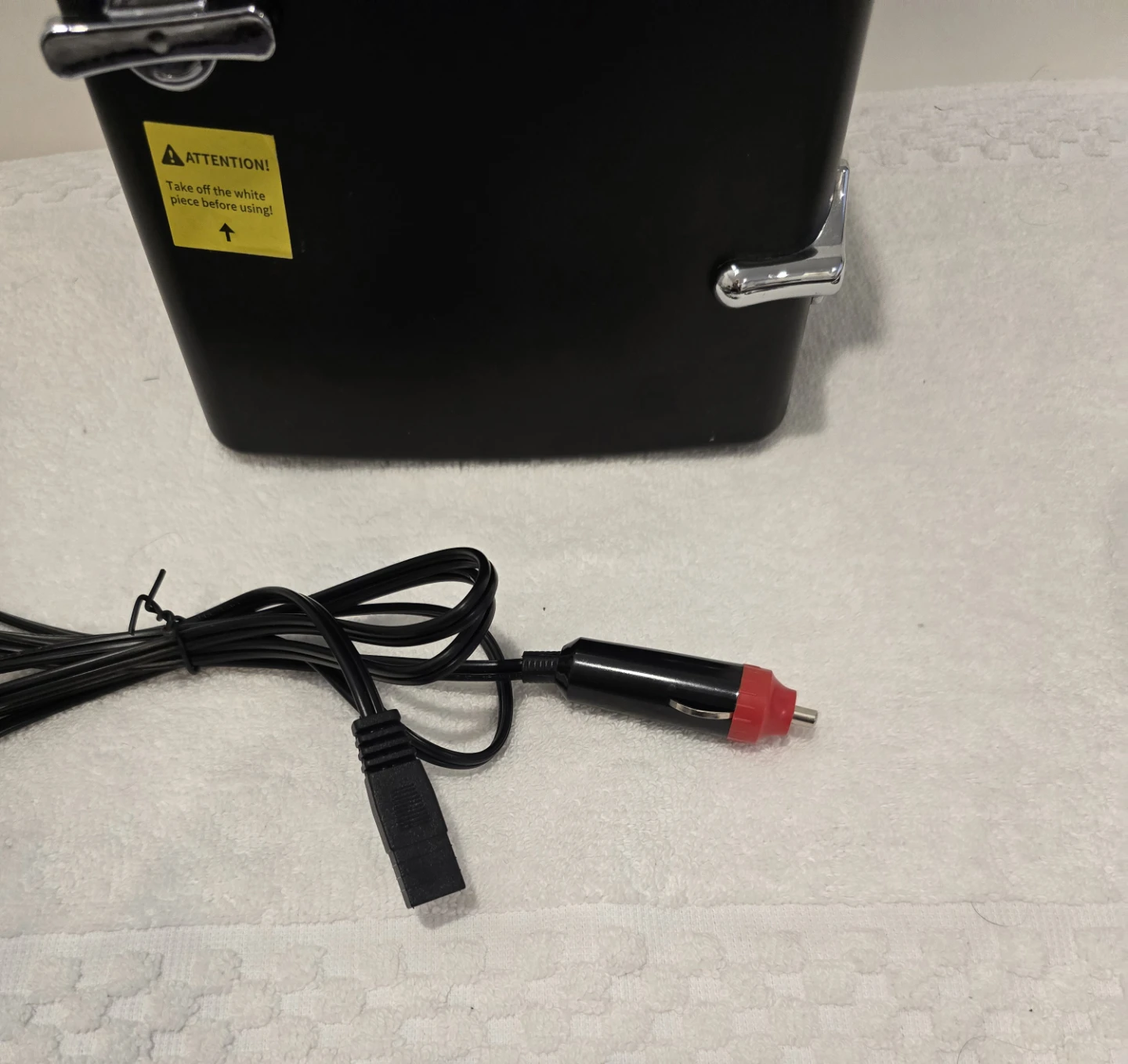 BRAND NEW 2-in-1 Mini Fridge Cooler & Warmer (4L) - photo 5
