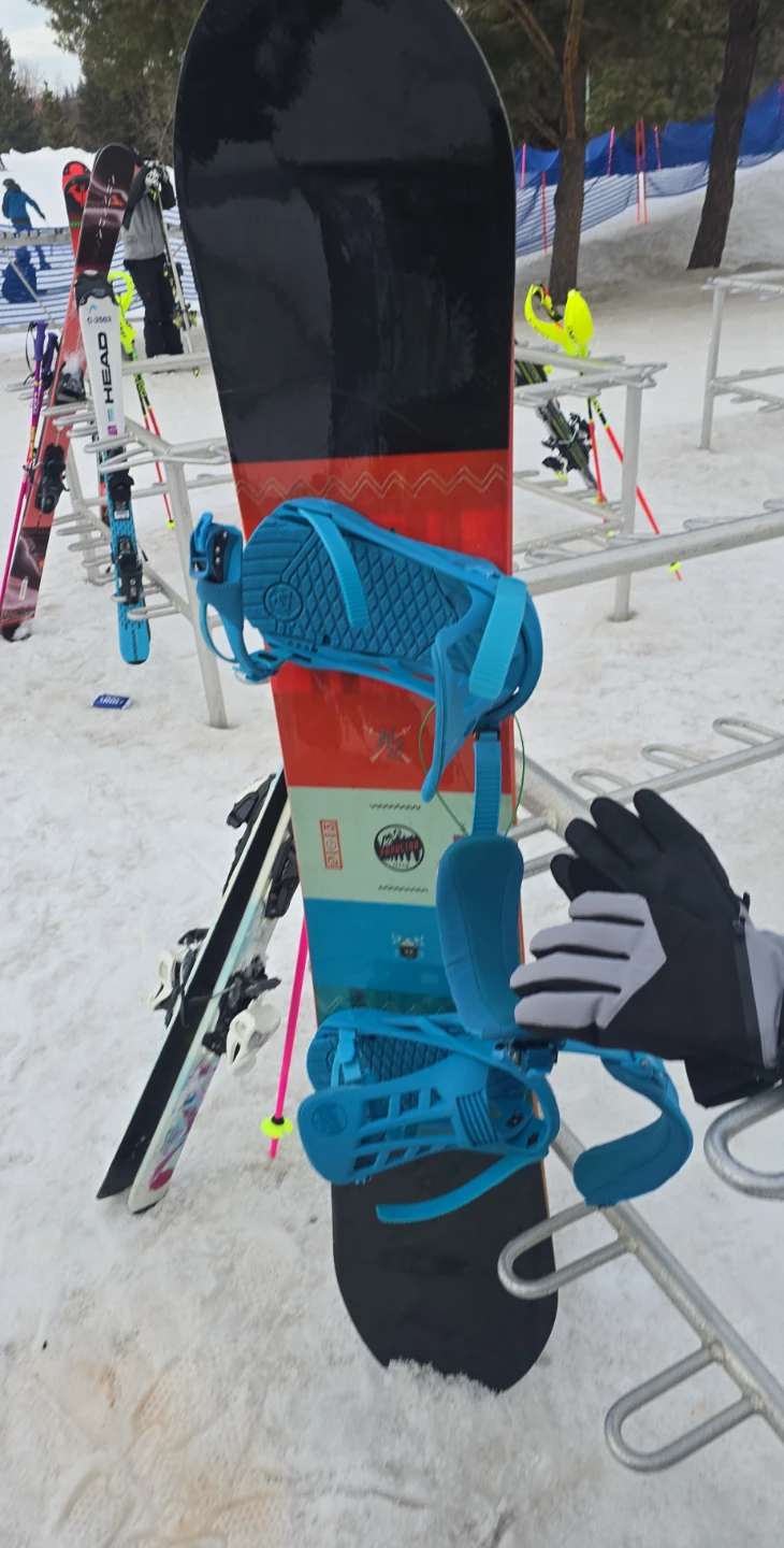 K2 Parkstar Snowboard with Bindings and Boots - photo 3
