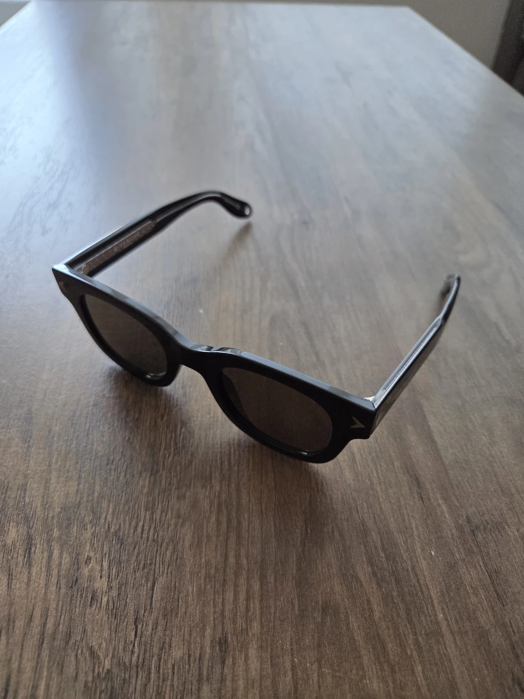 Givenchy Sunglasses - Black