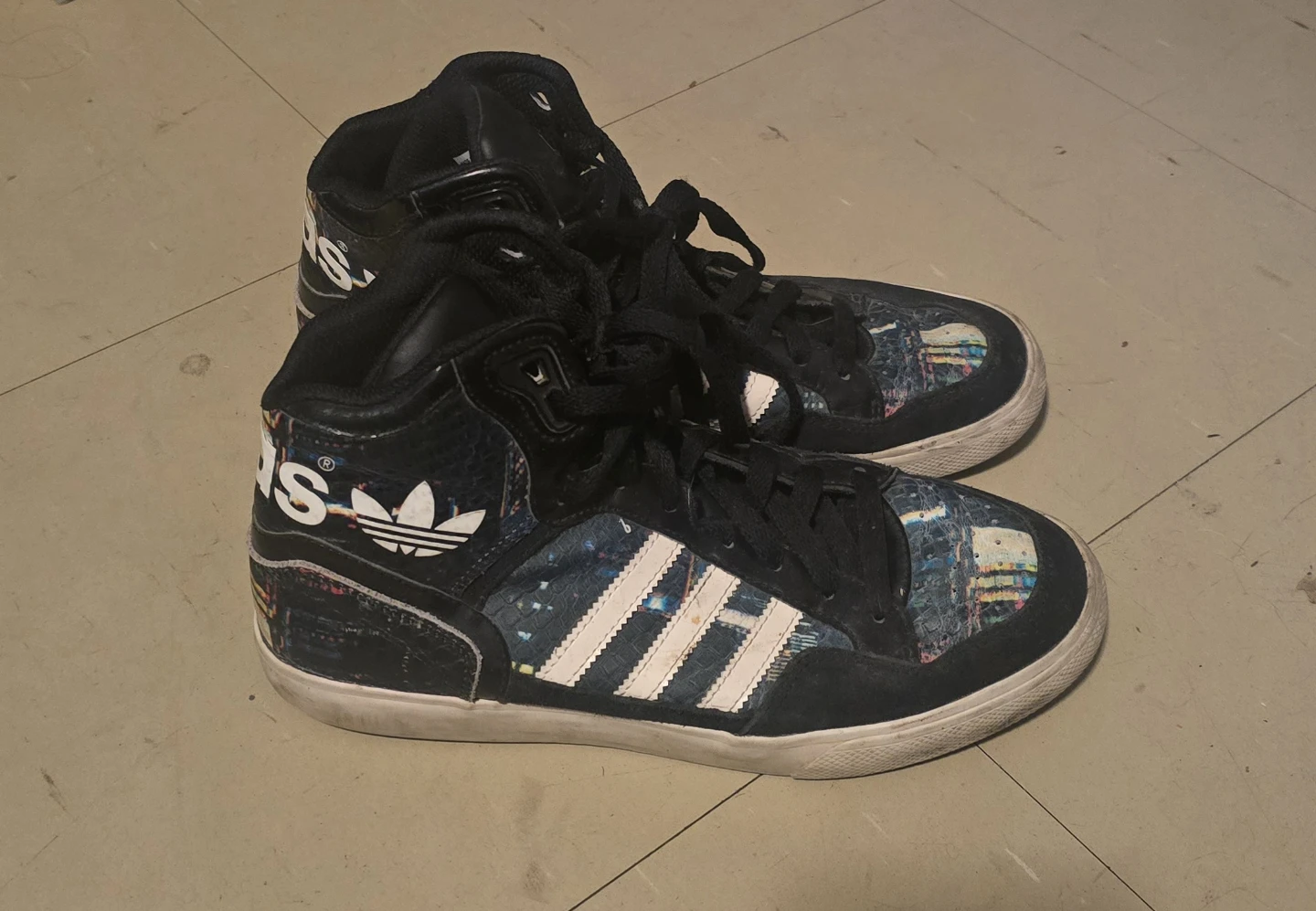 Adidas High Top Sneakers - photo 2