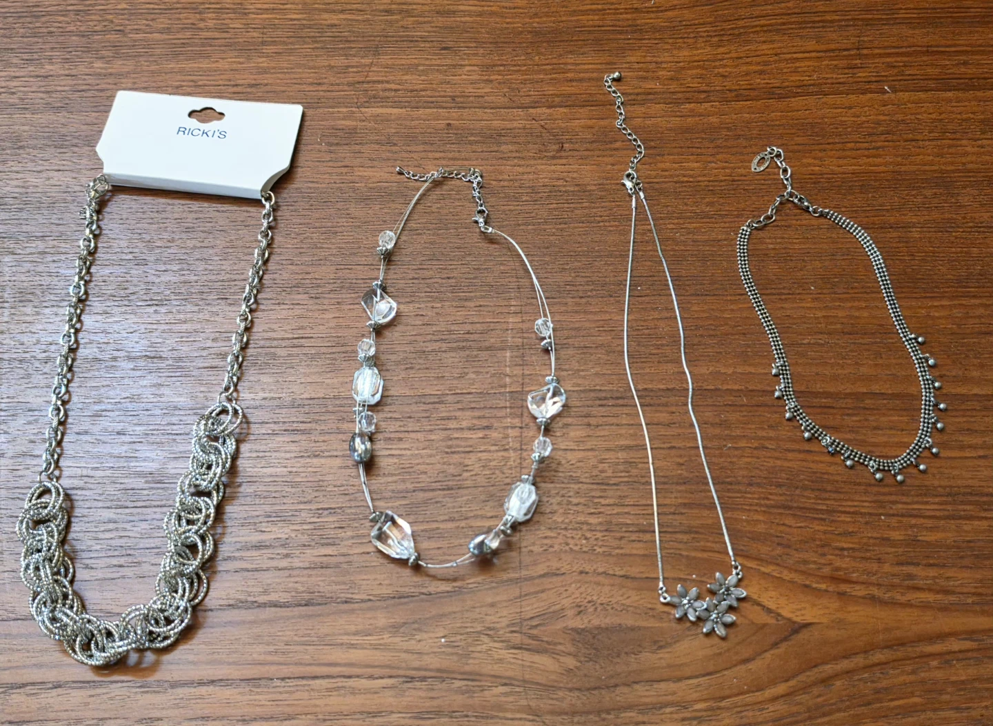 Various  Pretty Necklaces - photo 5