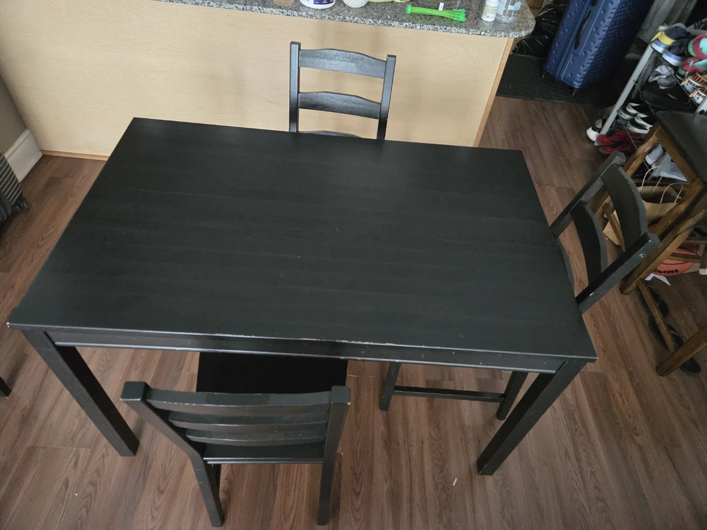 Black Dining Table with 3 chairs. pickup July 7 to 9 - photo 3