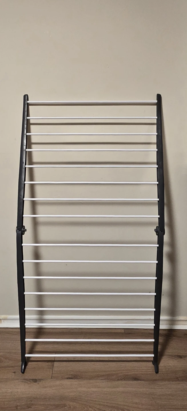 Foldable clothing drying rack