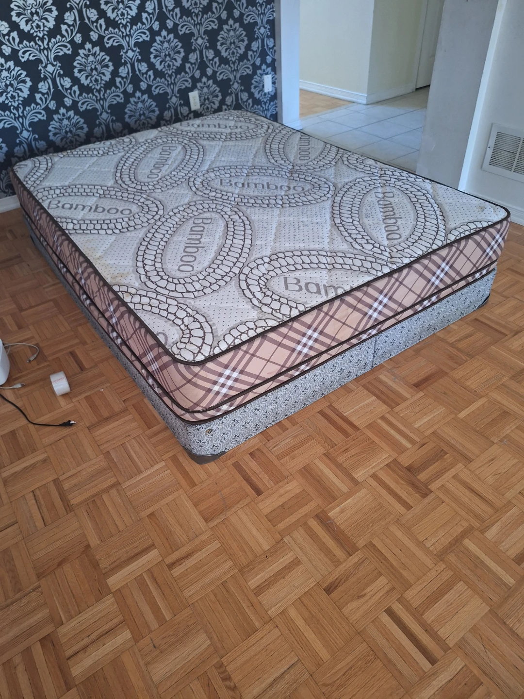 Bamboo Mattress with Box Spring