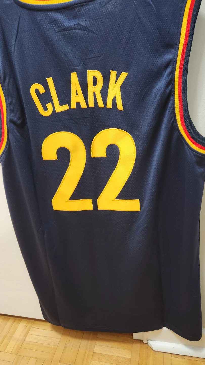 Basketball Jersey Men L size - Caitlyn Clark *new - photo 2