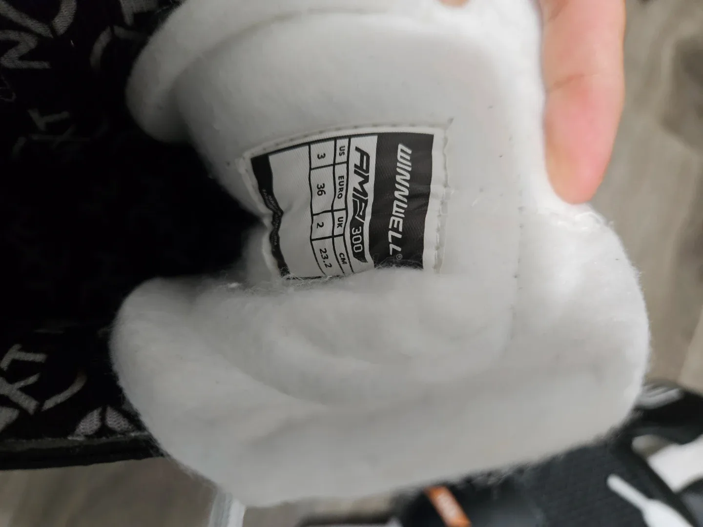 Winwell Amp 300 Ice Skates - photo 2