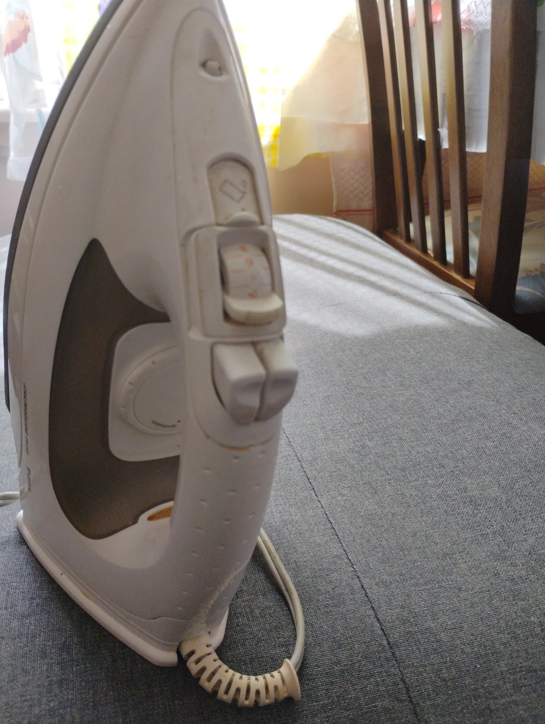 T-fal Ultraglide Plus Iron with 9 ft cord - photo 4