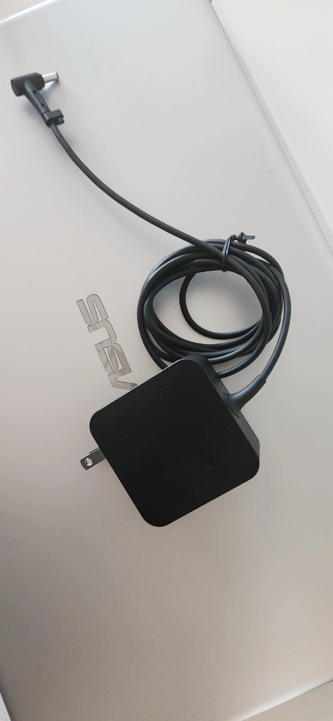 ASUS VivoBook Laptop 17.3 inch with AMD Ryzen 5 5500U - photo 4