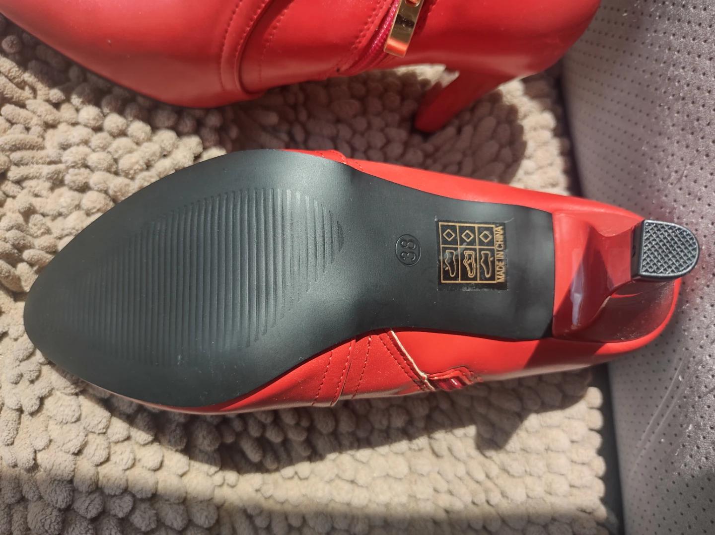 Women's Red Ankle Boots Size 38 - photo 3