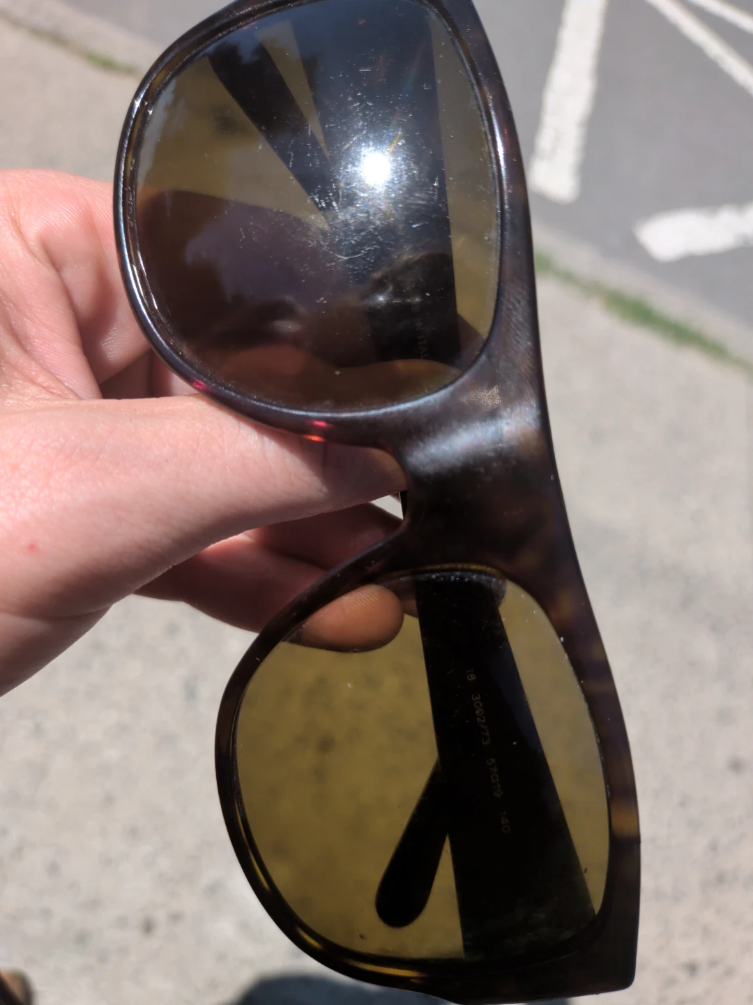 Burberry Sunglasses - photo 3