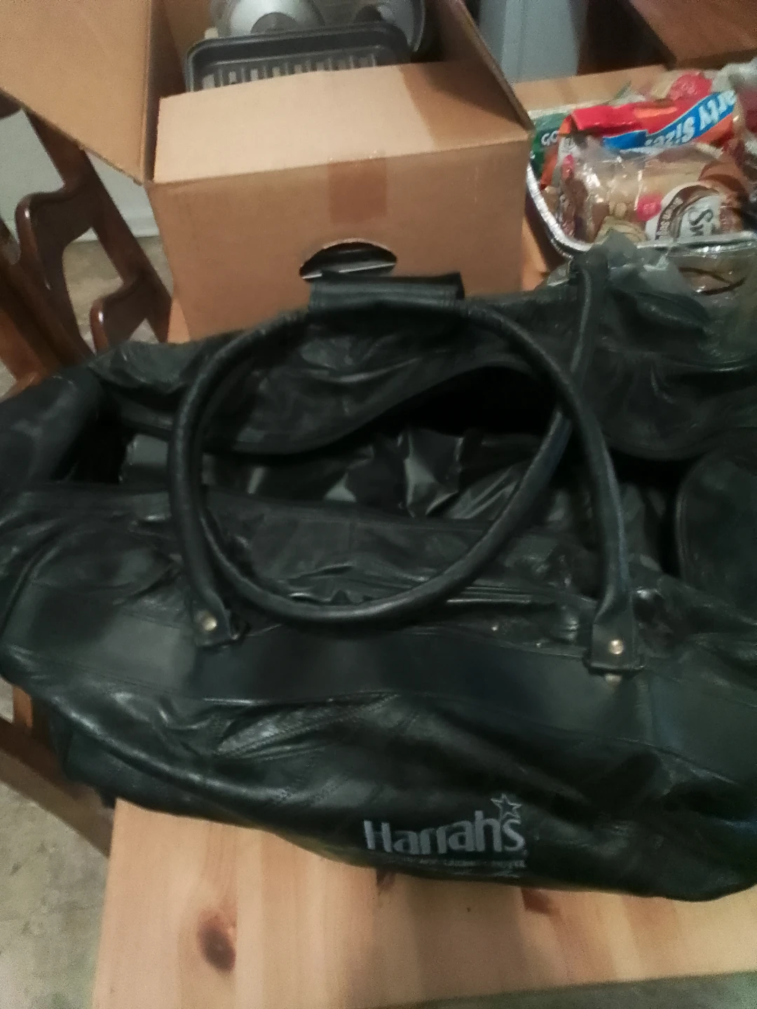 Harrah casino duffel gym bag - photo 2