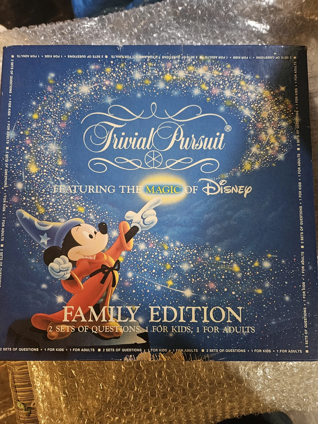 Trivial Pursuit Family Edition Featuring the Magic of Disney - photo 5