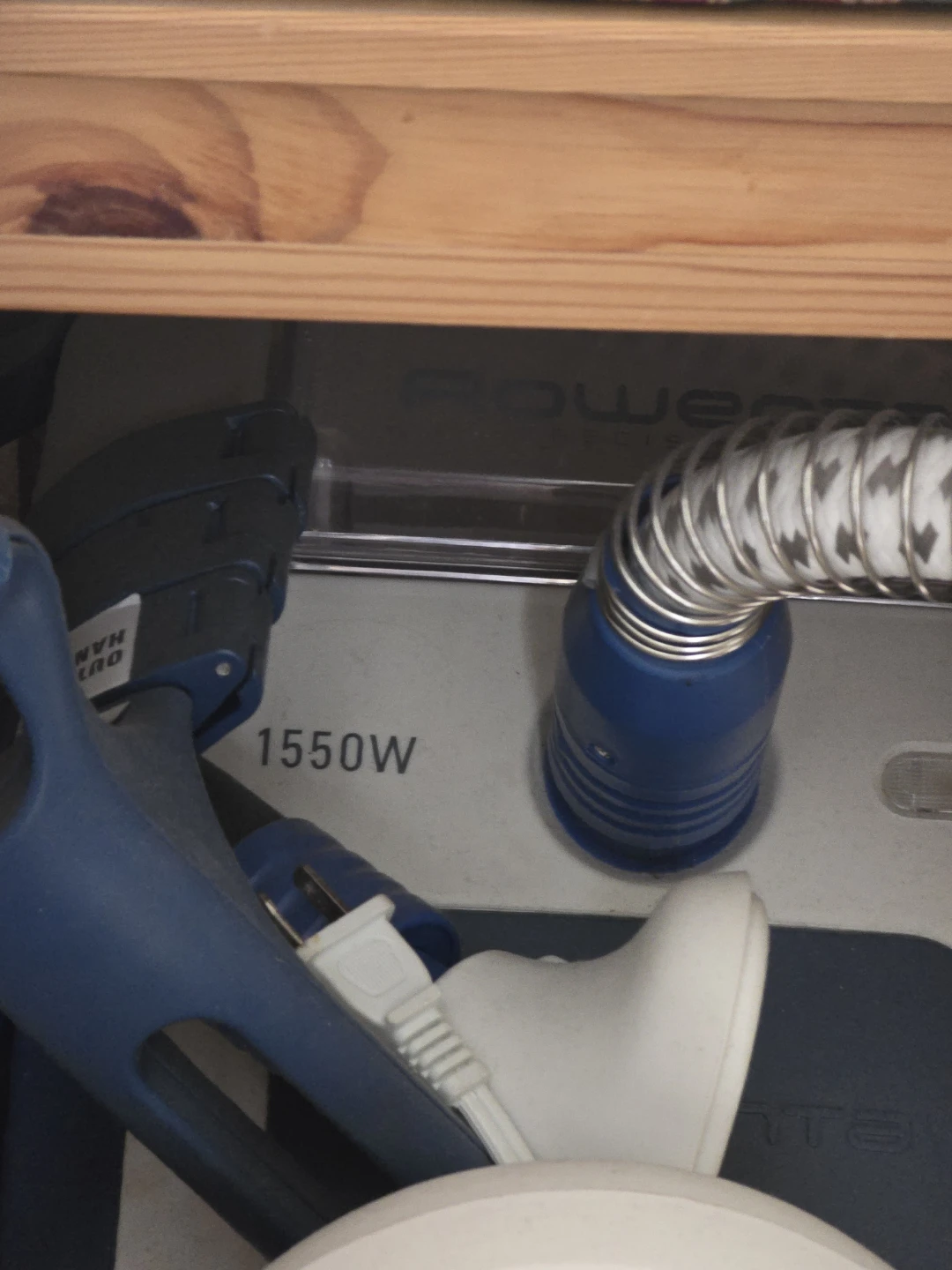 Rowenta 1550W Steam Generator Iron - photo 2